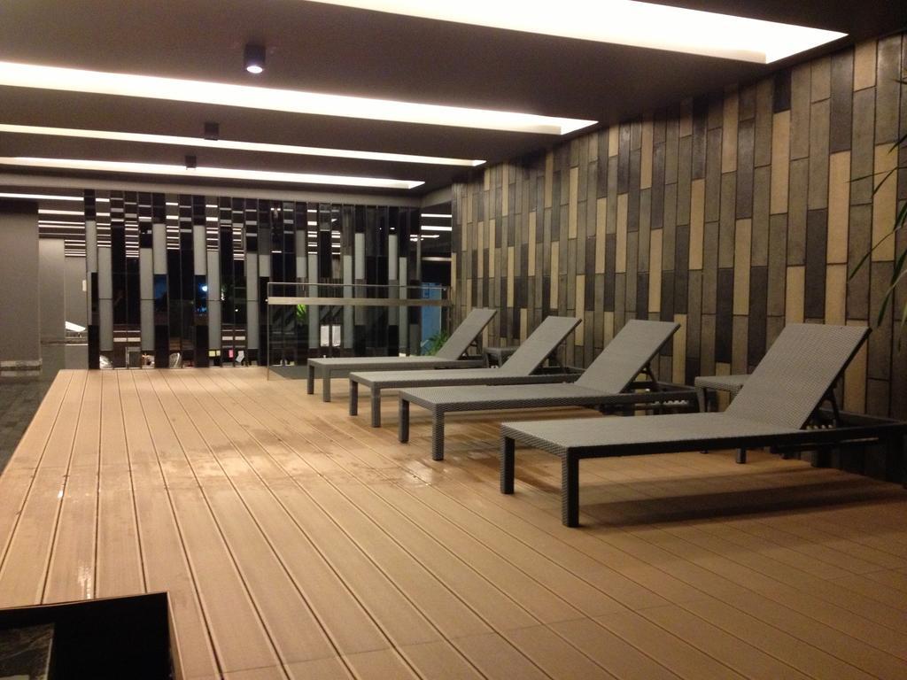 Siamese Gioia Aparthotel Bangkok Kültér fotó