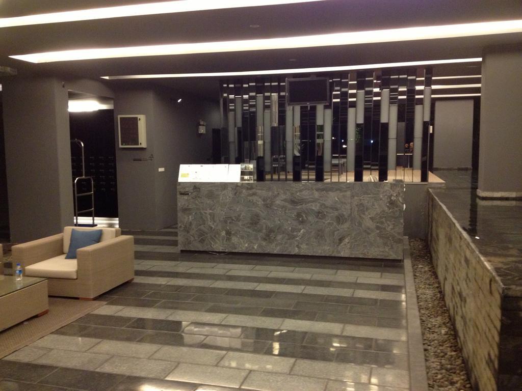 Siamese Gioia Aparthotel Bangkok Kültér fotó