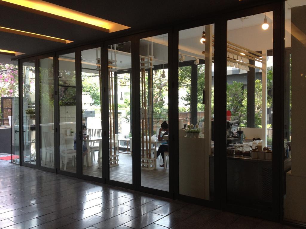 Siamese Gioia Aparthotel Bangkok Kültér fotó