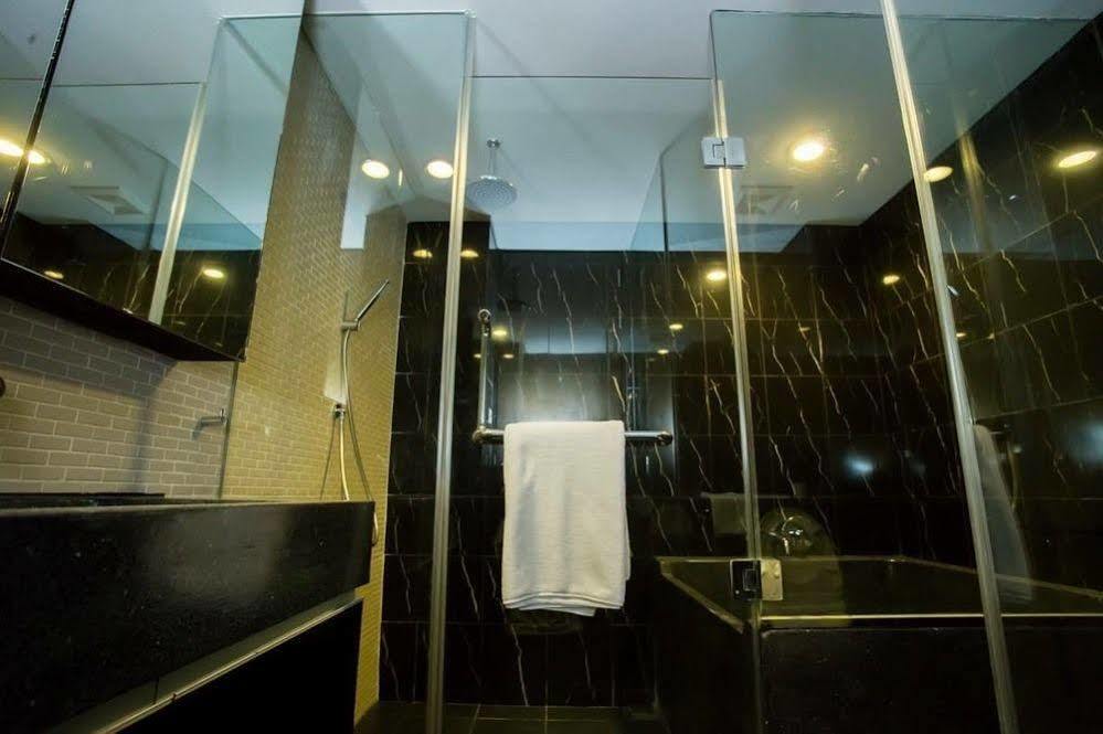 Siamese Gioia Aparthotel Bangkok Kültér fotó