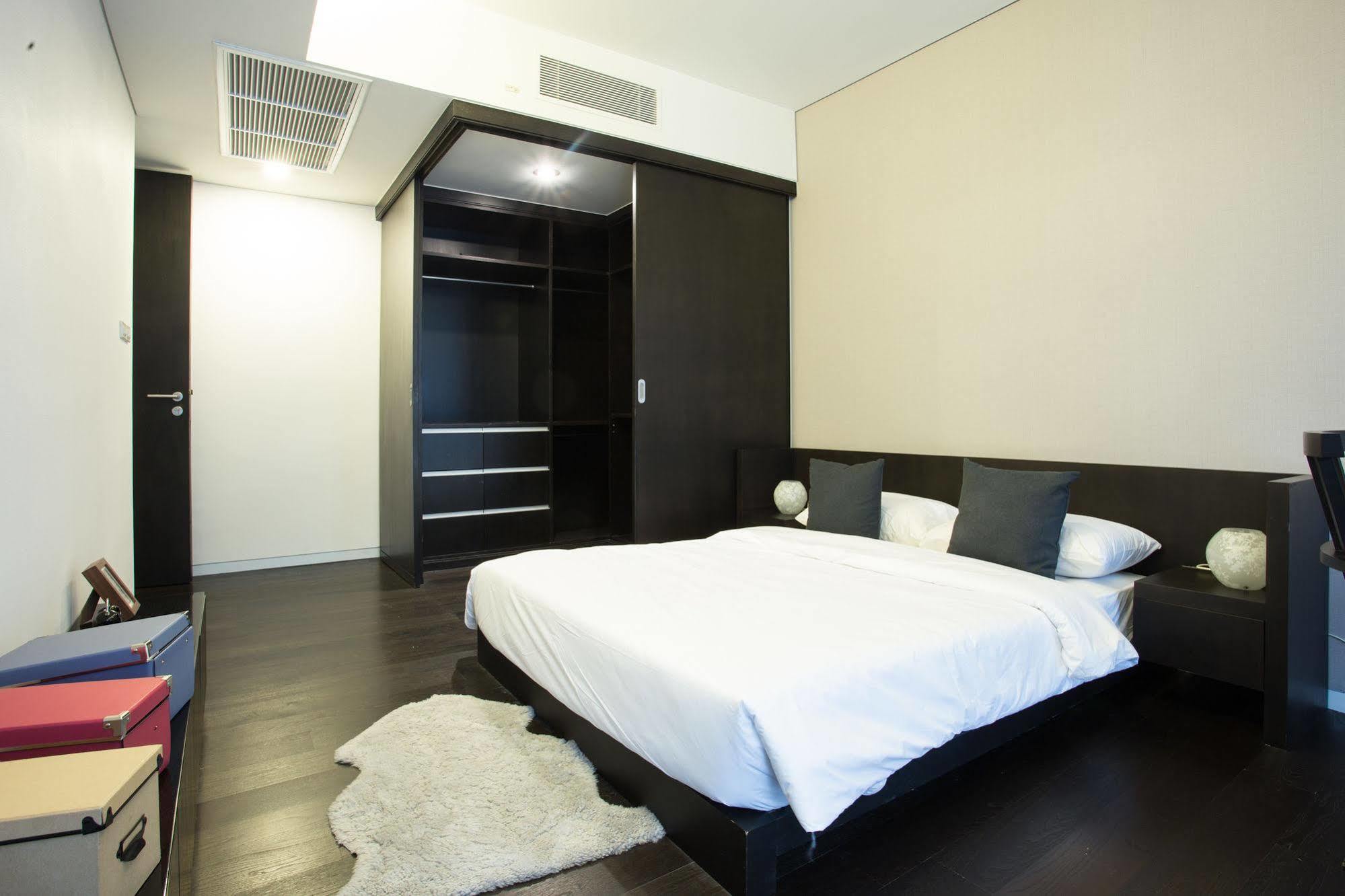Siamese Gioia Aparthotel Bangkok Kültér fotó